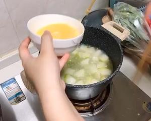 初夏的瓠子鸡蛋汤的做法 步骤5