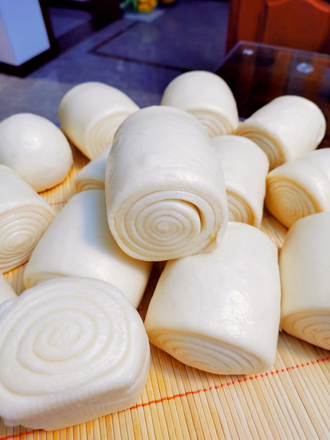 山东呛面馒头～一层一层的剥开，享受纯手工的美味