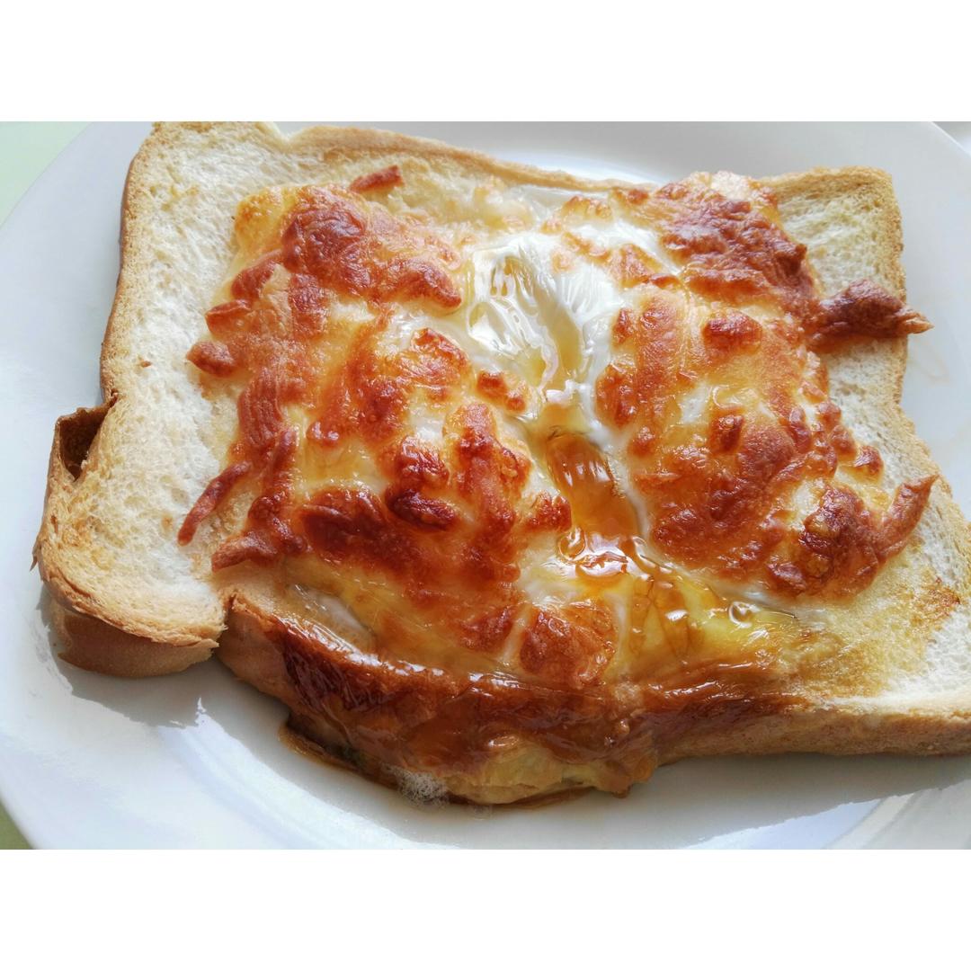鸡蛋芝士烤吐司