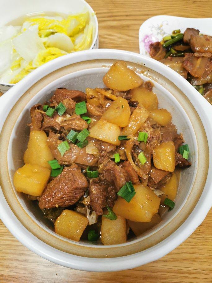 naschkatzee做的红烧羊肉萝卜煲