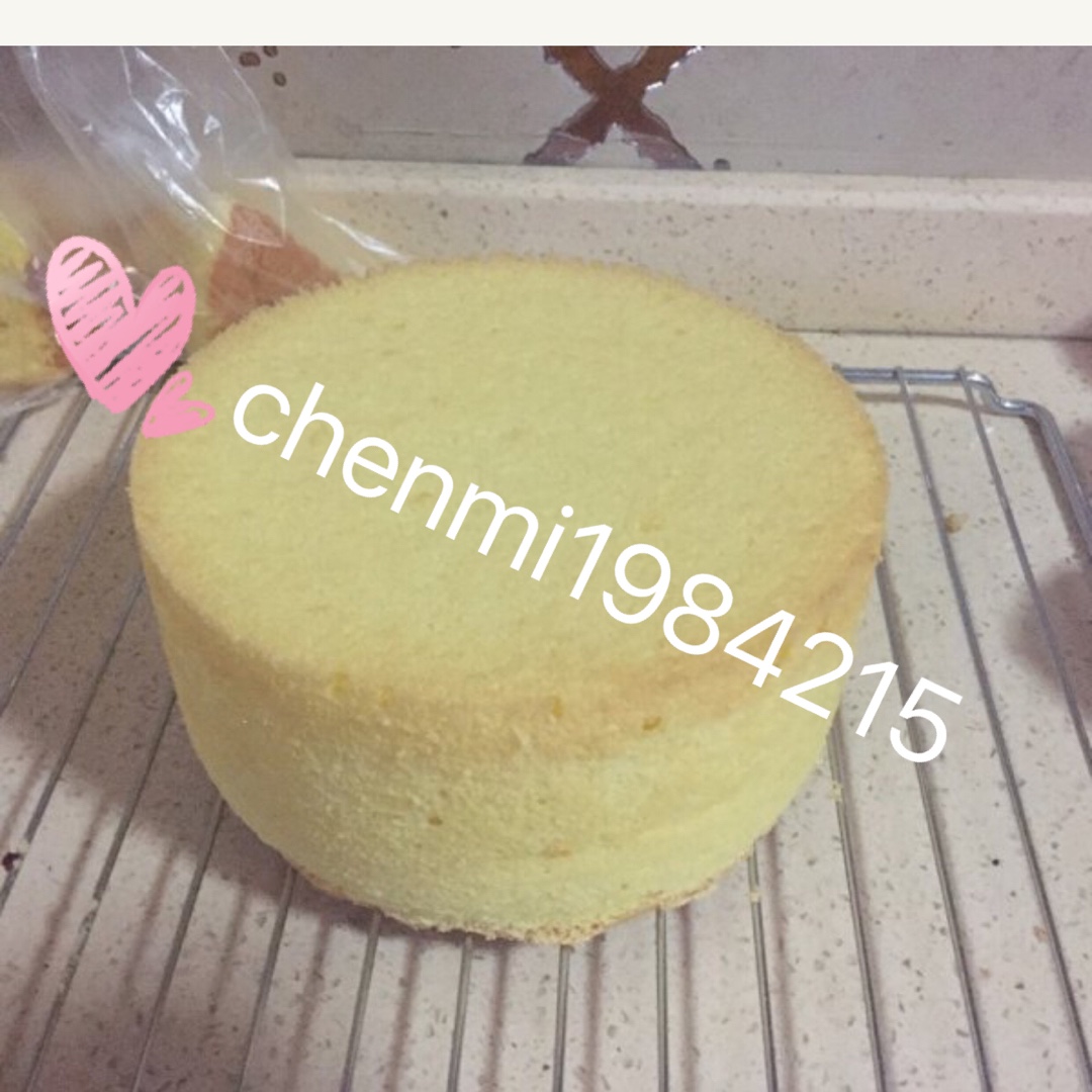 烤箱做蛋糕（戚风蛋糕的做法）