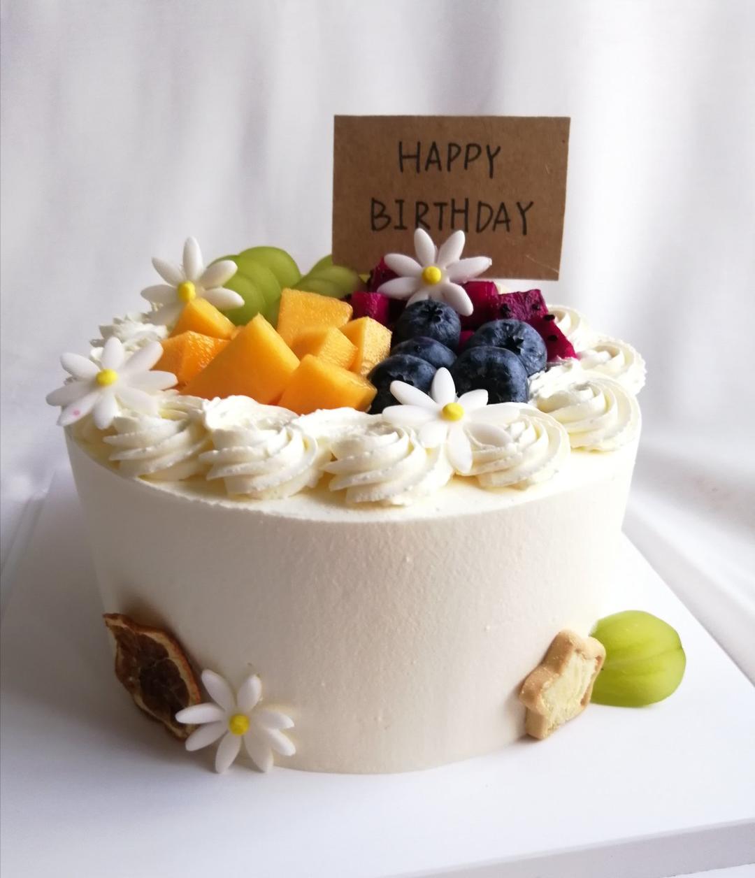 8寸原味酸奶慕斯蛋糕