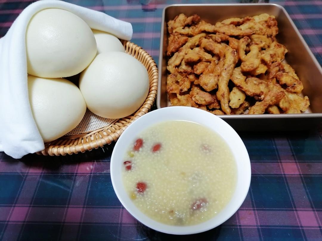 建个发面食的地