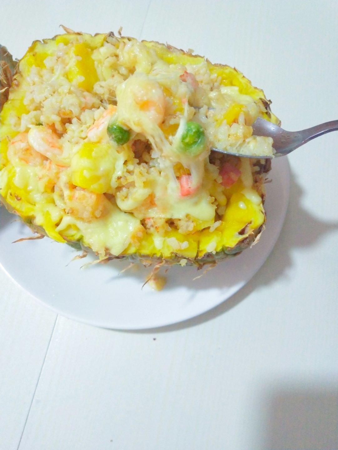 虾仁菠萝炒饭