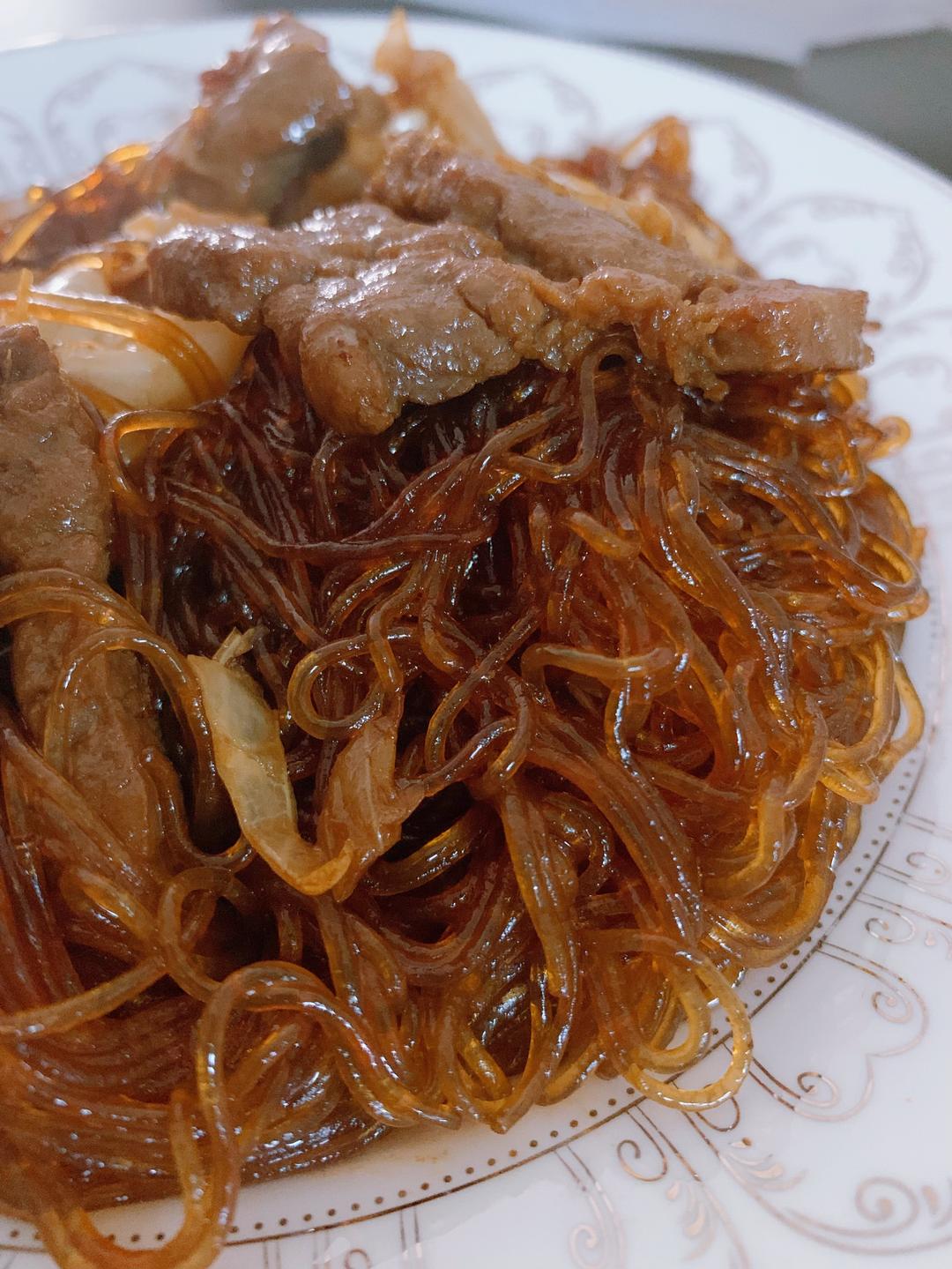 牛肉包菜炒粉丝