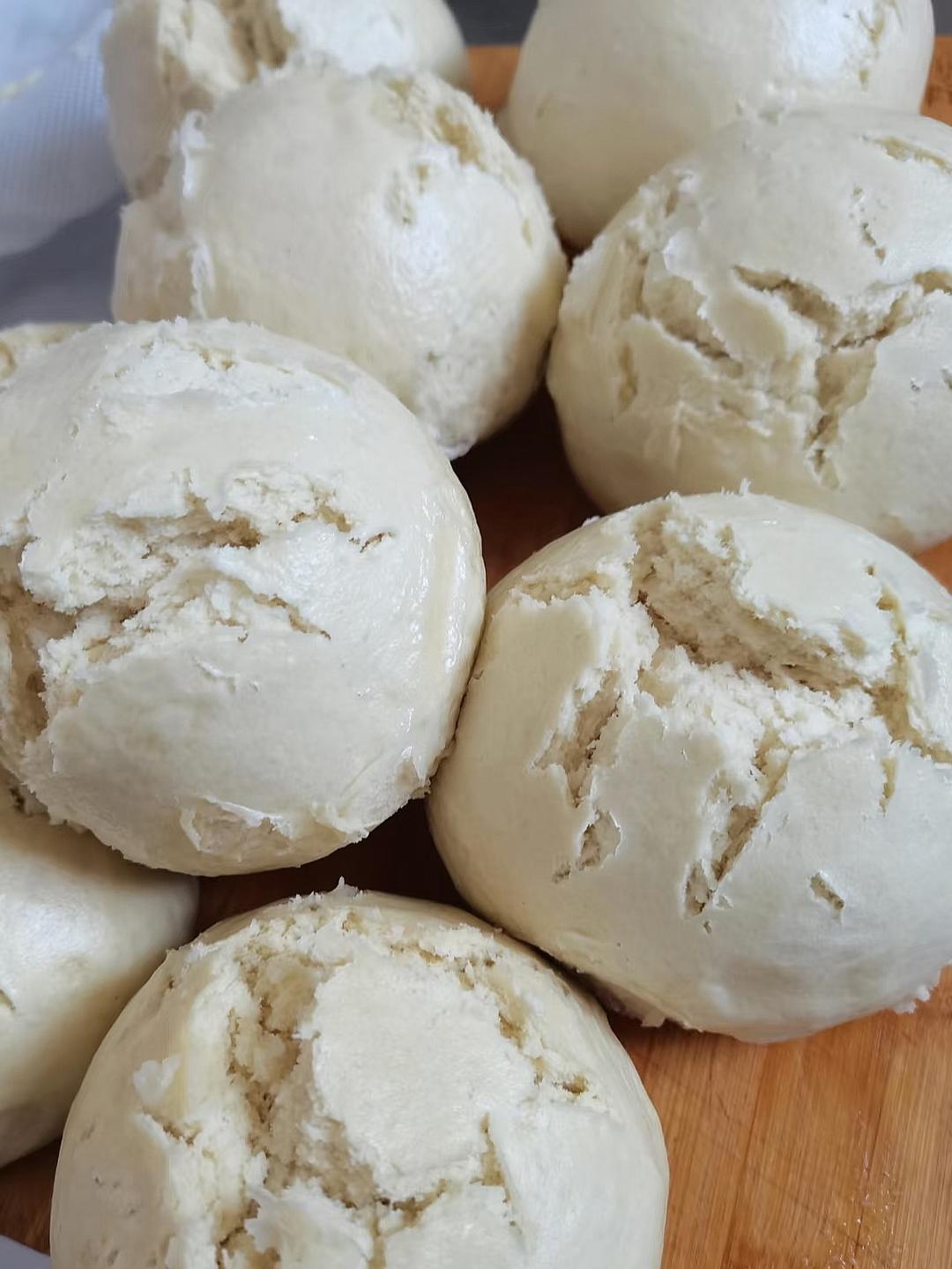 老面开花大馒头|无酵母纯水纯面粉|越嚼越香 老面开花大馒头|无酵母纯水纯面粉|越嚼越香