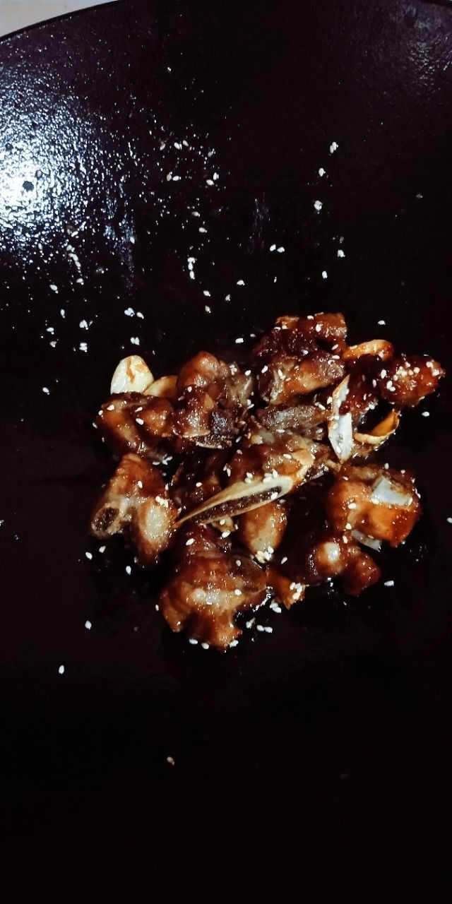 简单美味的糖醋排骨的做法