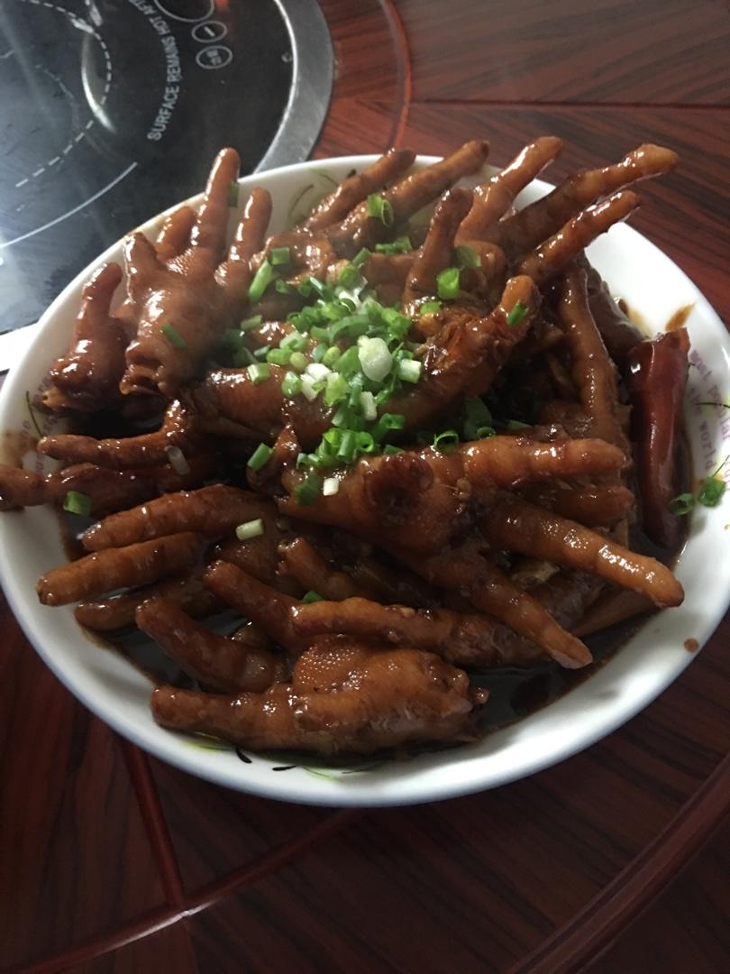 “销魂”卤鸡爪