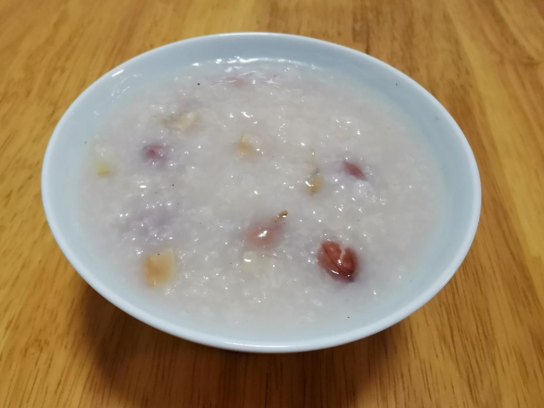 柴鱼花生粥，广式老火粥
