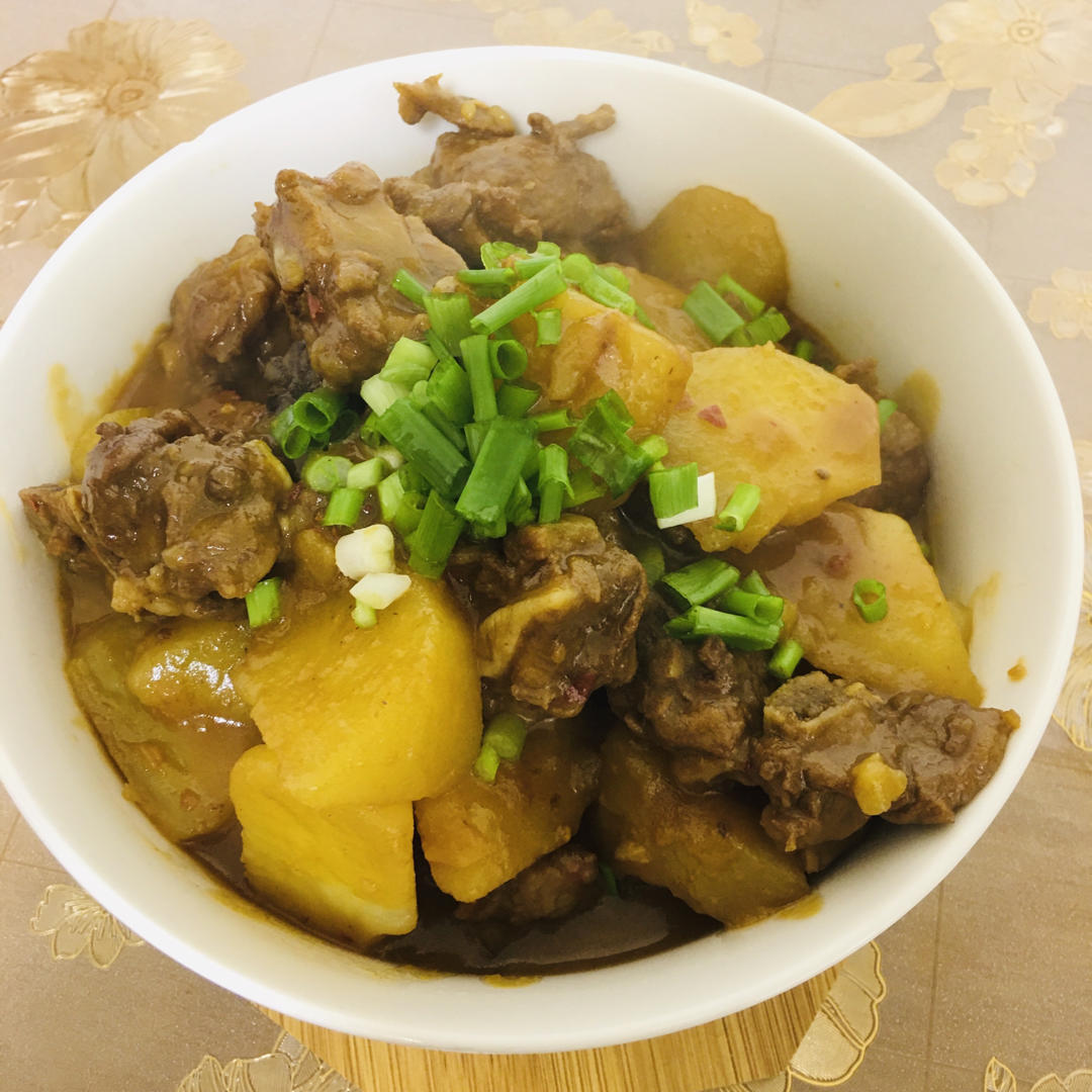 川味土豆烧排骨