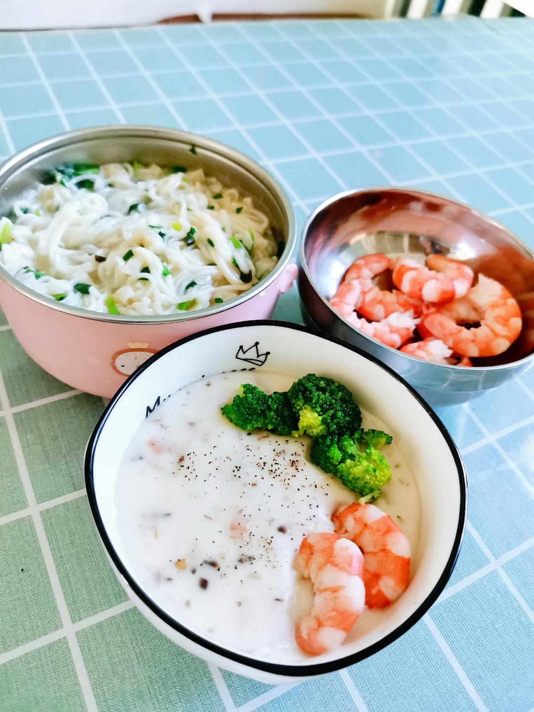 奶油蘑菇浓汤（小朋友超爱）
