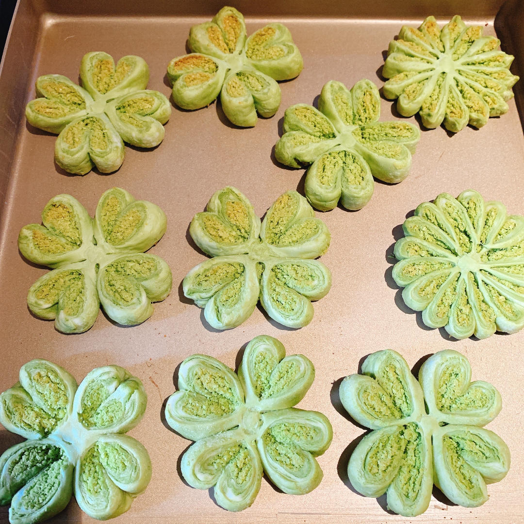 抹茶味 椰蓉酥 人间四月天 幸运四叶草🍀有颜有味花酥
