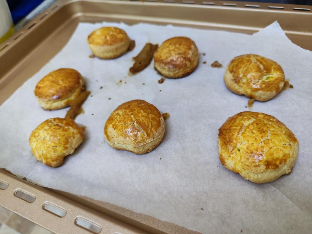 【视频】3分钟 奶油司康Scone(可能是世界上最快手的司康) 消耗淡奶油～