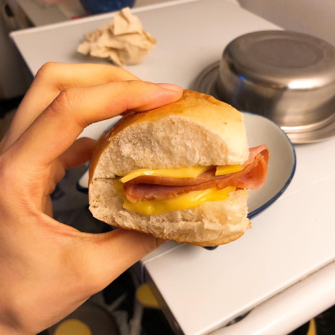 全麦酸奶小餐包