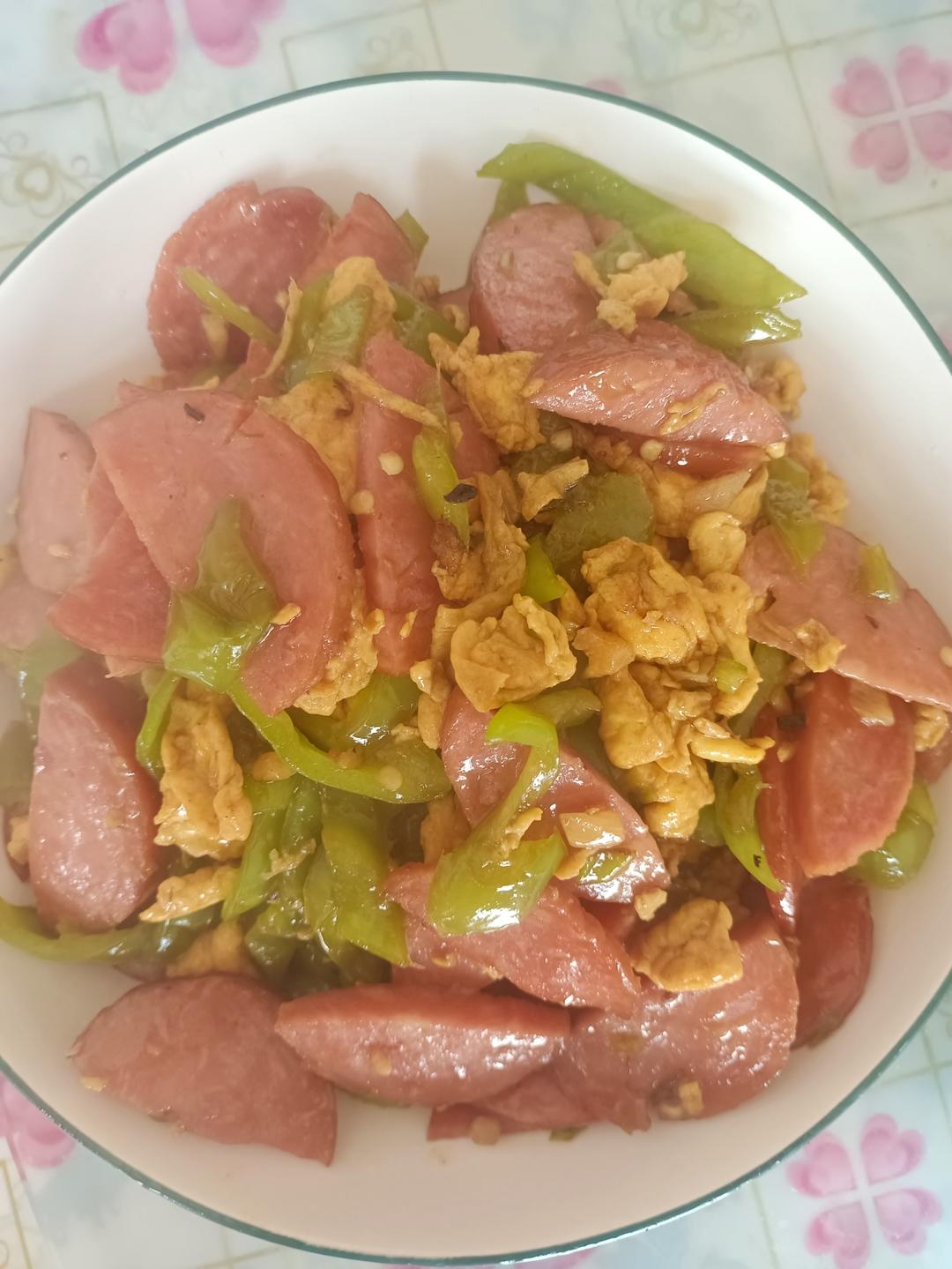 青椒火腿炒鸡蛋