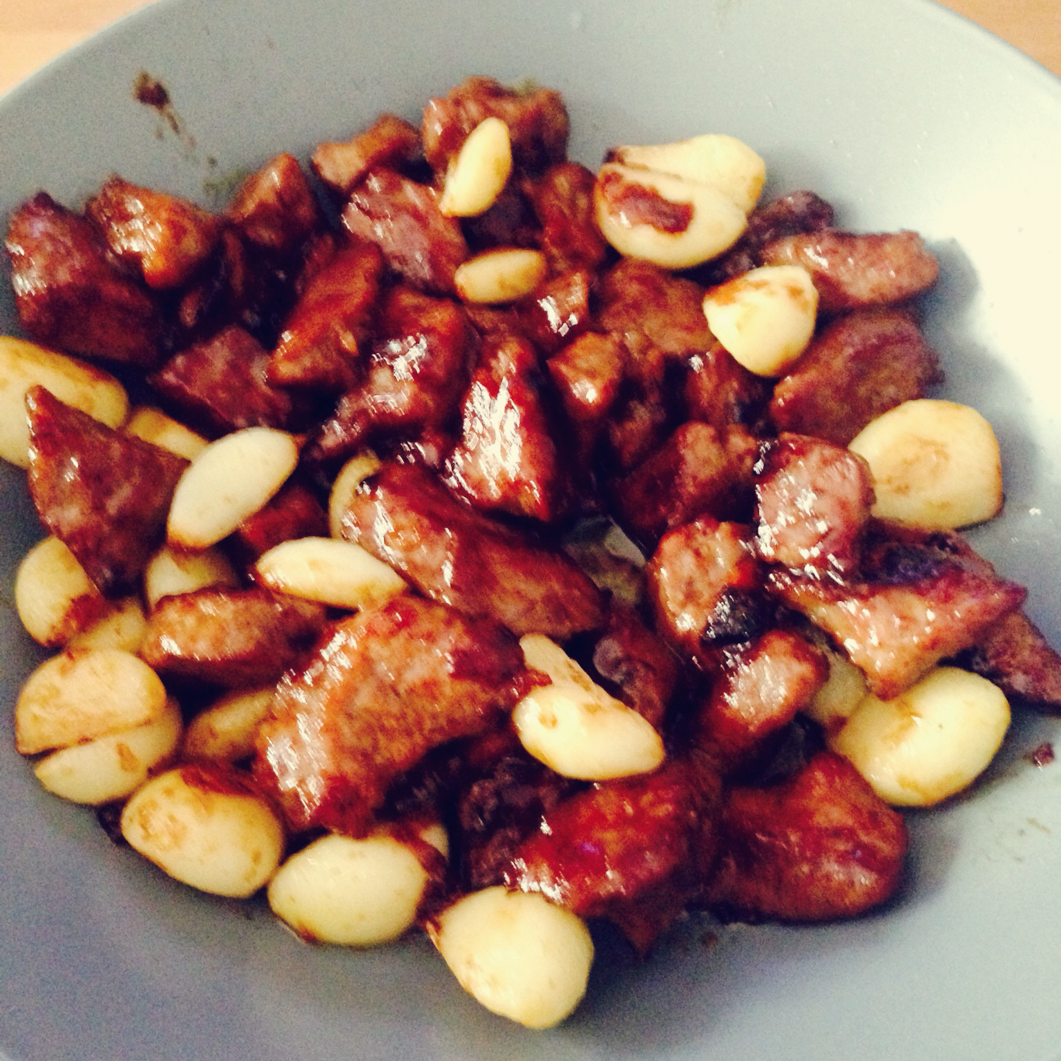 黑蒜子牛肉粒
