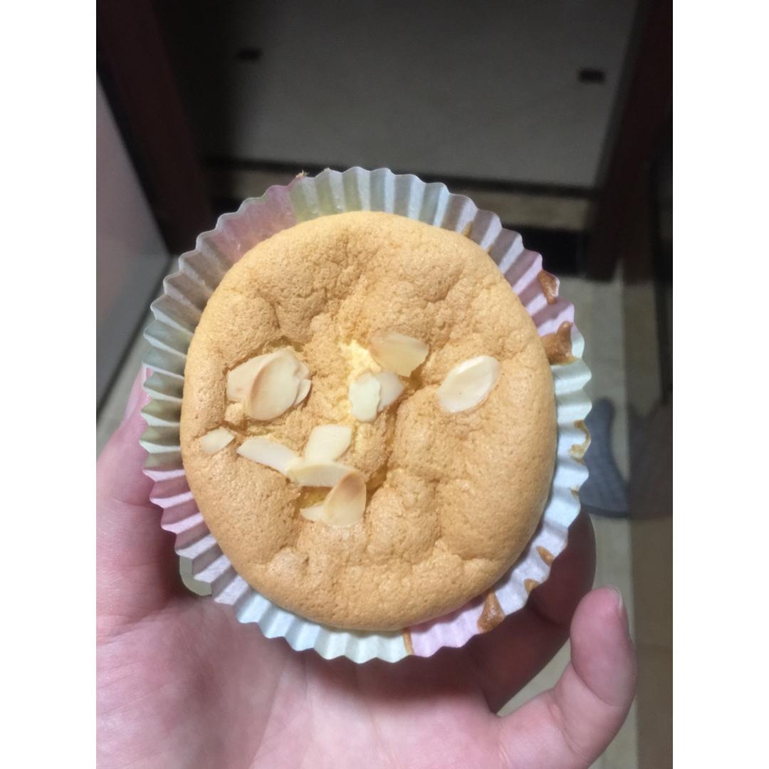 棉花纸杯蛋糕