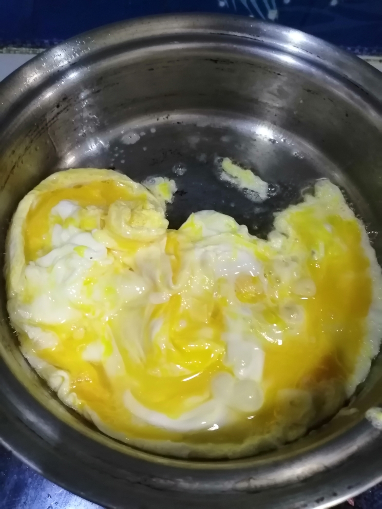 酱煲鸡蛋的做法 步骤3