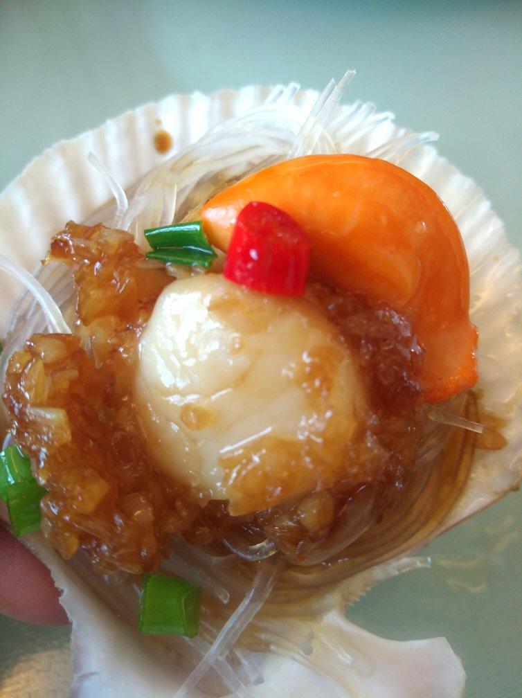 蒜蓉粉丝蒸扇贝粉丝入味有诀窍
