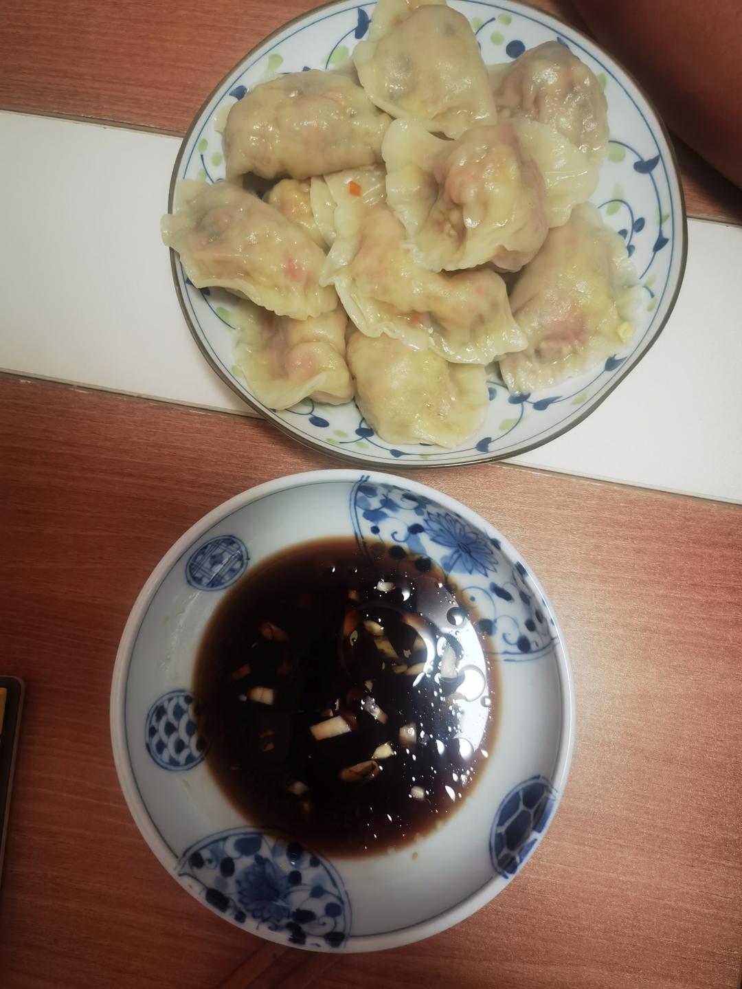 素馅饺子～家里每样菜只有一个了，那就包饺子吧