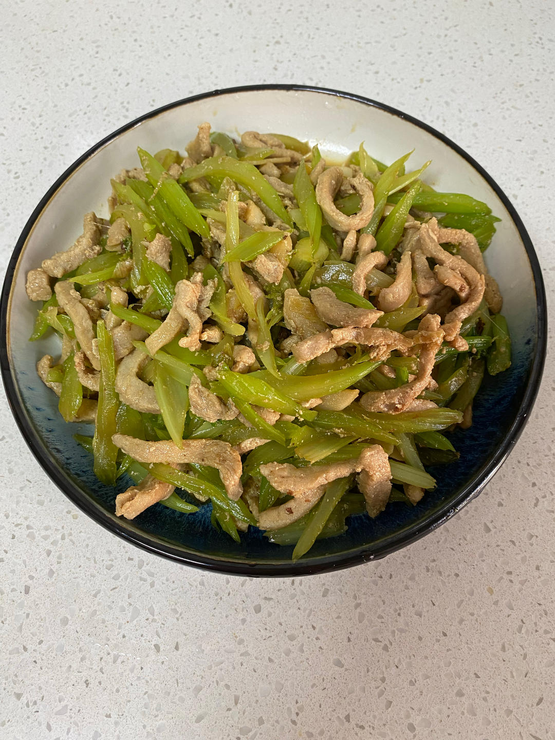 芹菜炒肉丝