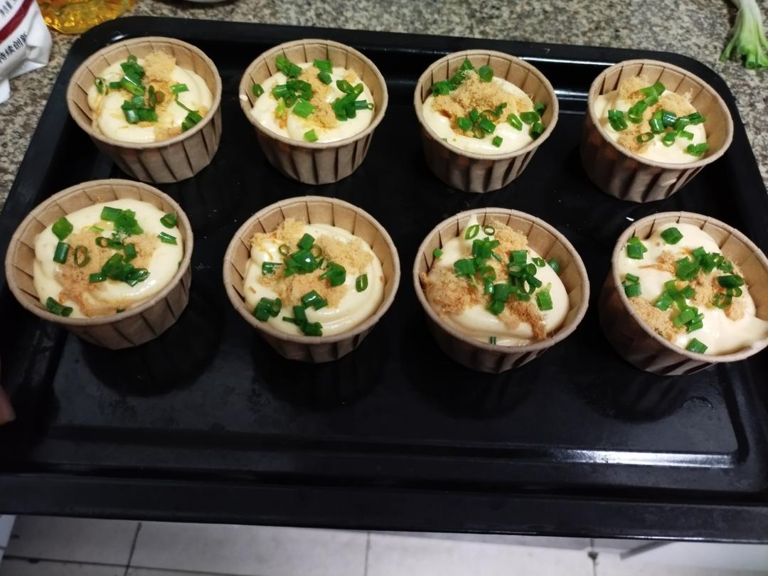 香葱肉松杯子蛋糕