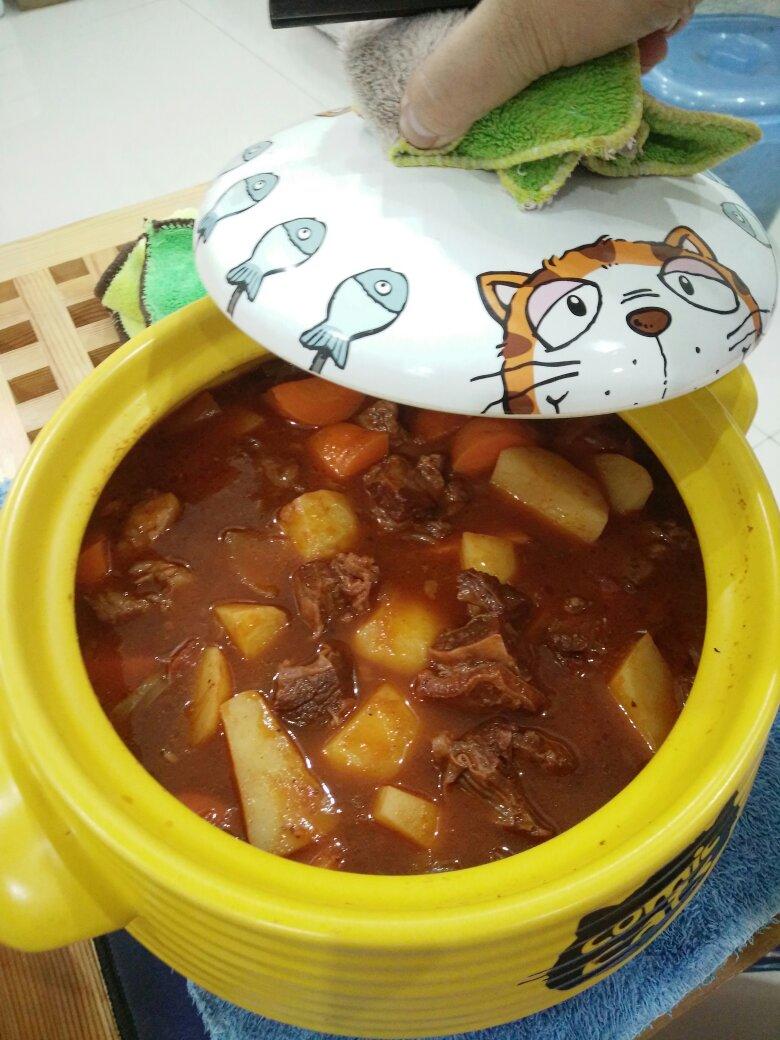 西红柿牛腩土豆