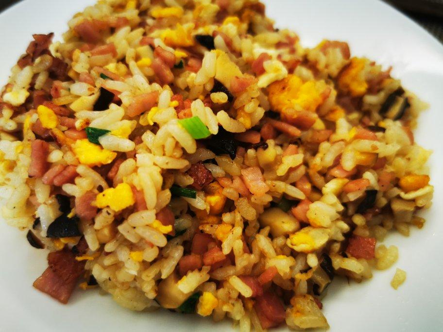 厨师长教你“蛋炒饭”如何做才好吃，答案都在这里面！