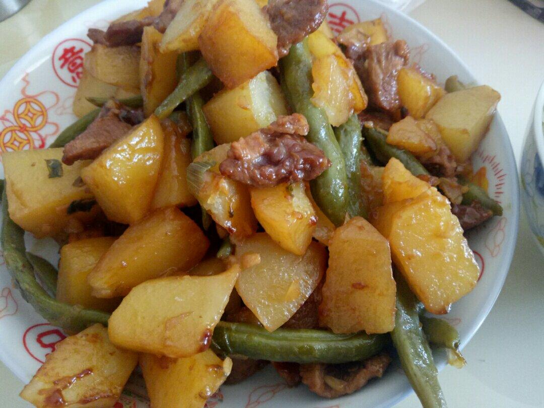 土豆炖豆角