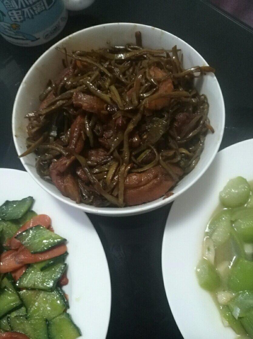 豆角干焖五花肉