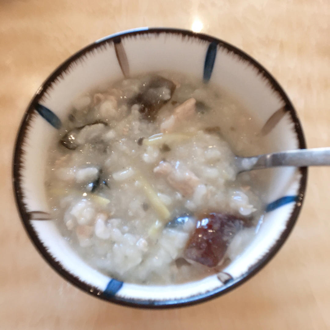 十五分钟快手之香滑皮蛋瘦肉粥(附五分钟电饭煲电压力锅更快捷方法)