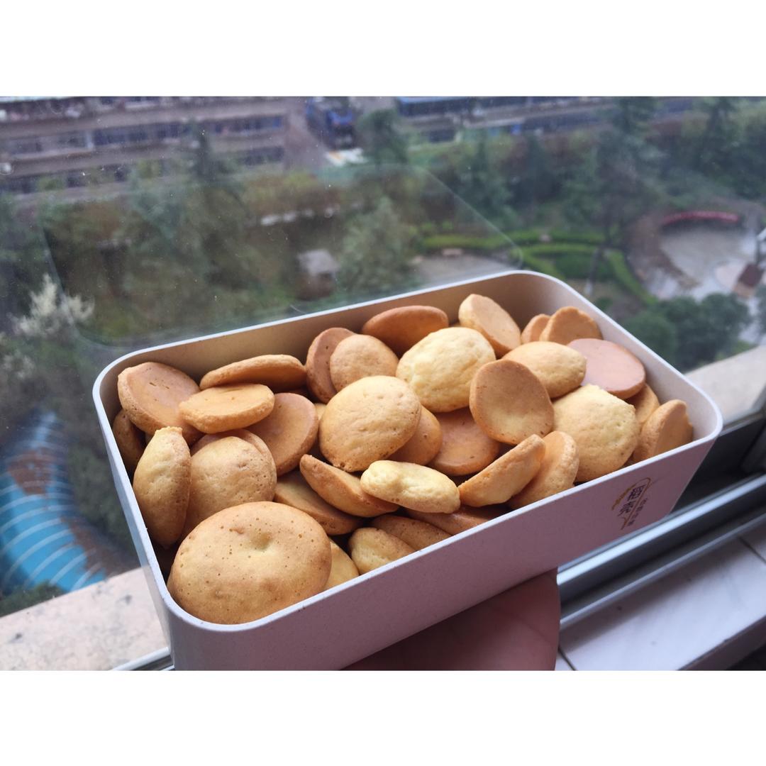 酥脆蛋香小饼干