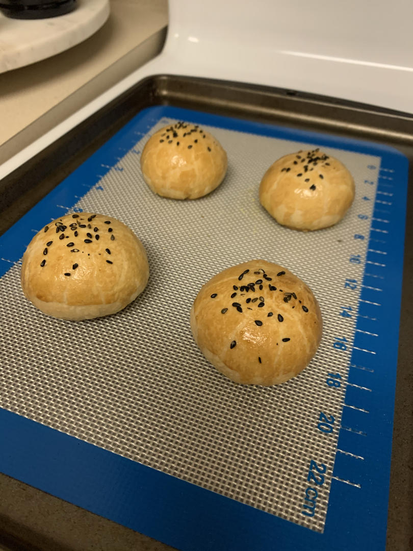 蛋黄酥