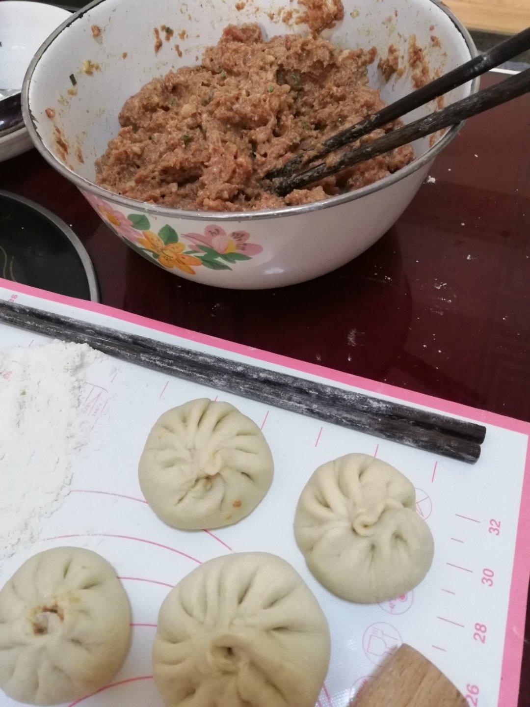 白萝卜牛肉水饺