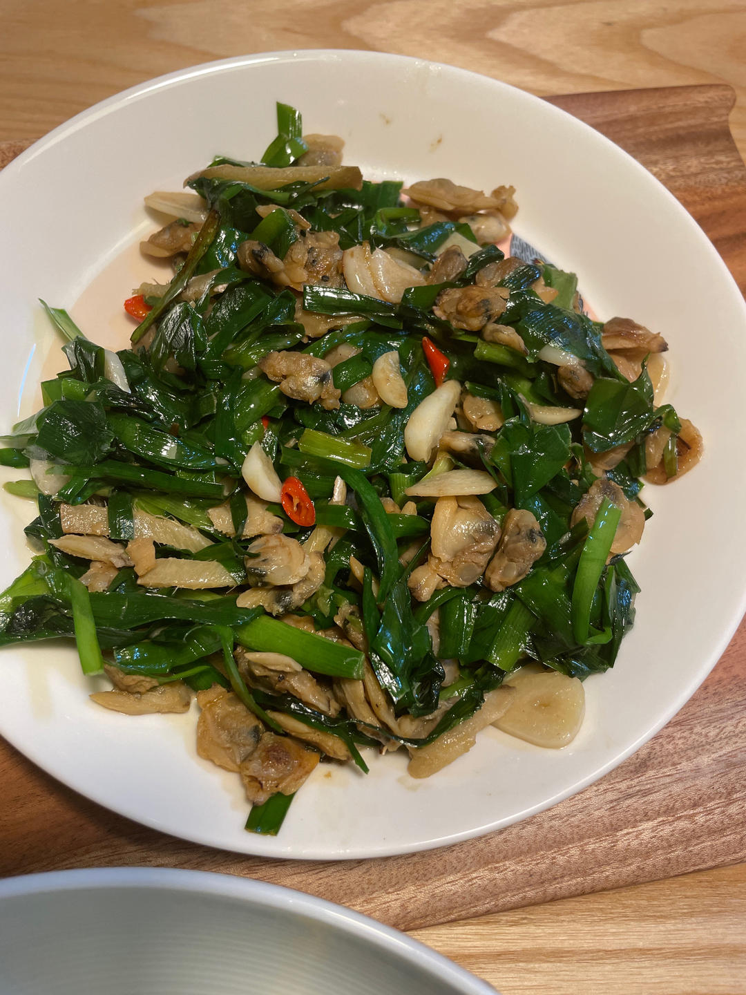 蚬子炒韭菜