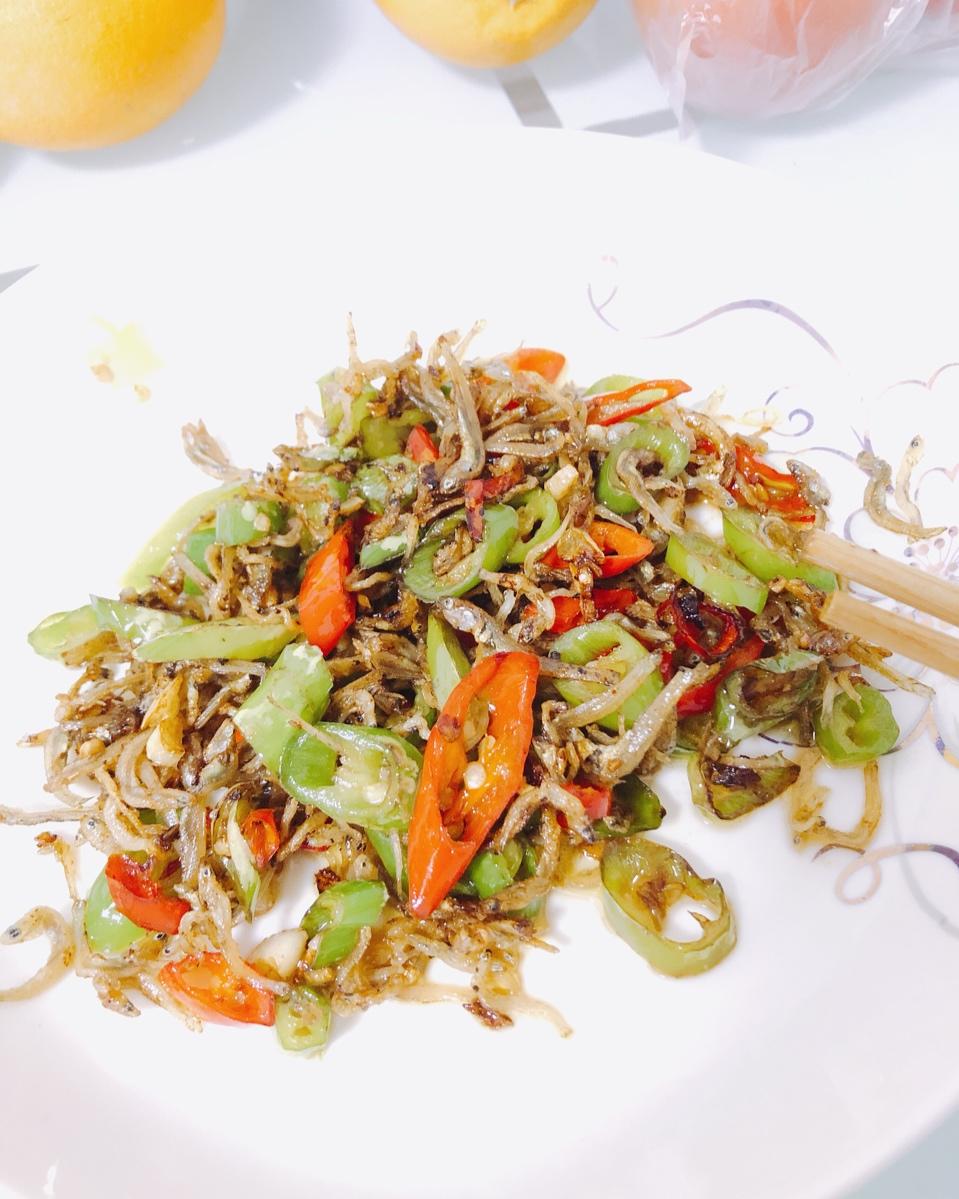 釉_1wzp做的辣炒丁香鱼