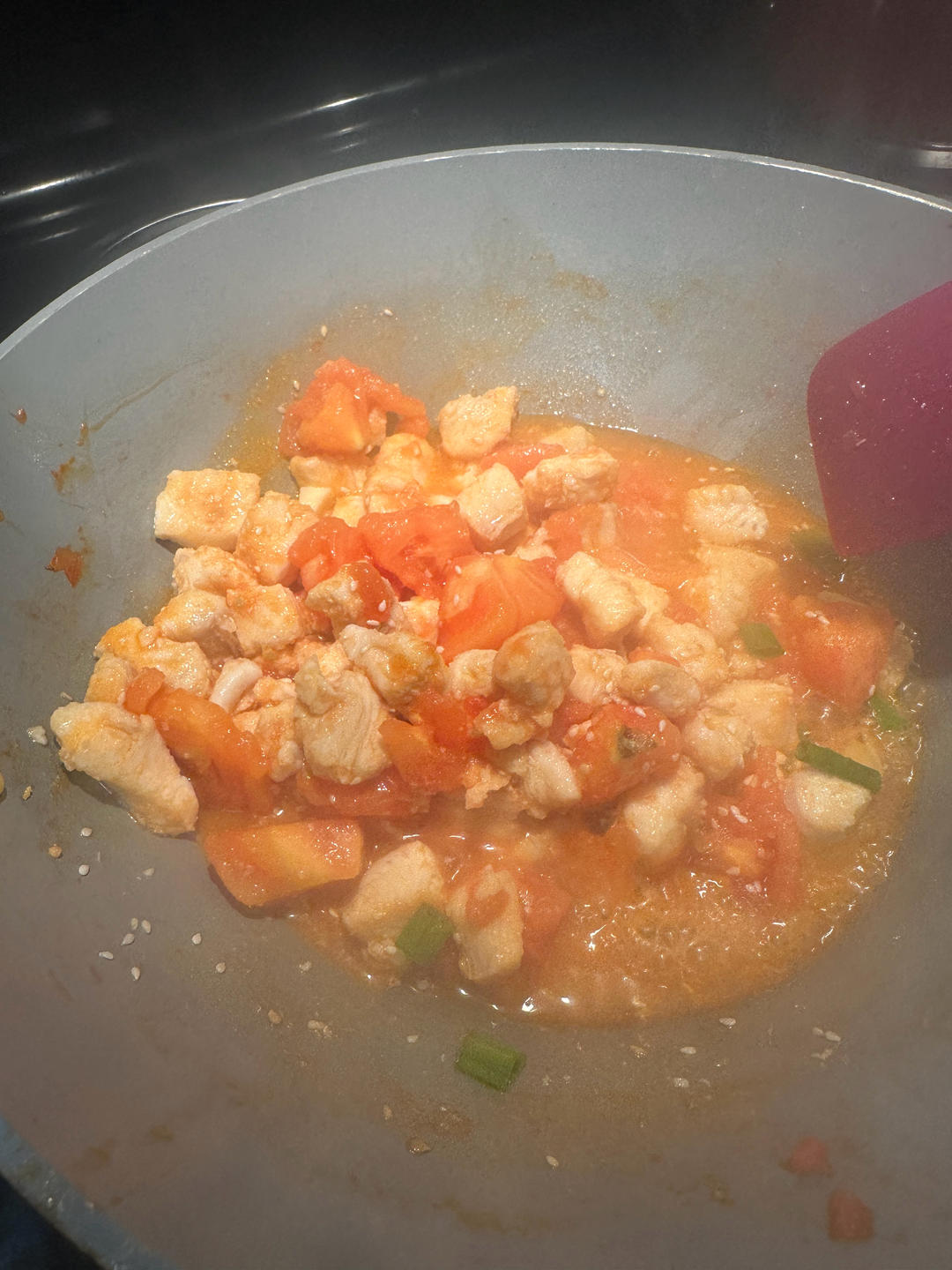 番茄鱼巴沙鱼（也可以用番茄龙利鱼），番茄酱汁超浓郁，营养又下饭！