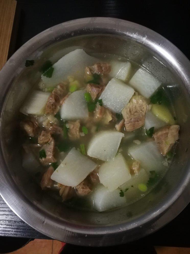 白萝卜牛腩汤（含清炖牛肉做法）