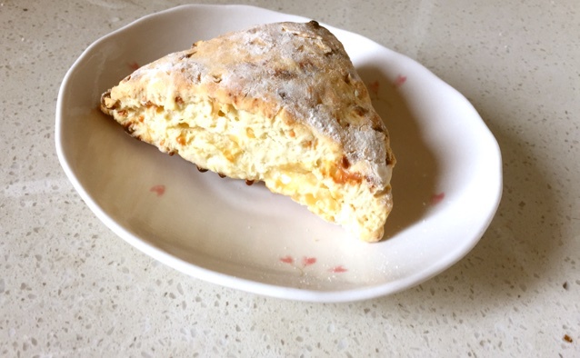 藤田千秋的【切达奶酪咸司康】