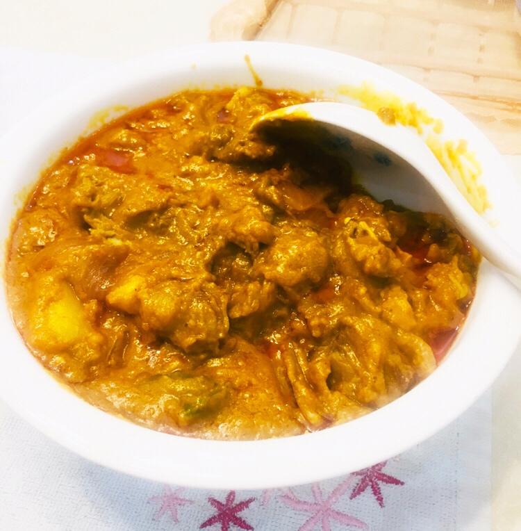泰国黄咖喱牛腩
