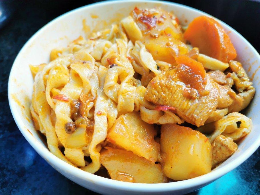 【大盘鸡】拌面最佳搭档，相信每个童鞋都喜欢吃的大盘鸡