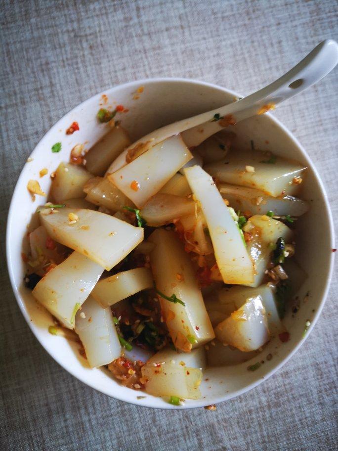 一口上瘾，绝对街头风味🔥️秘制拌凉粉（麻辣鲜香爽口开胃，专治夏日没胃口）