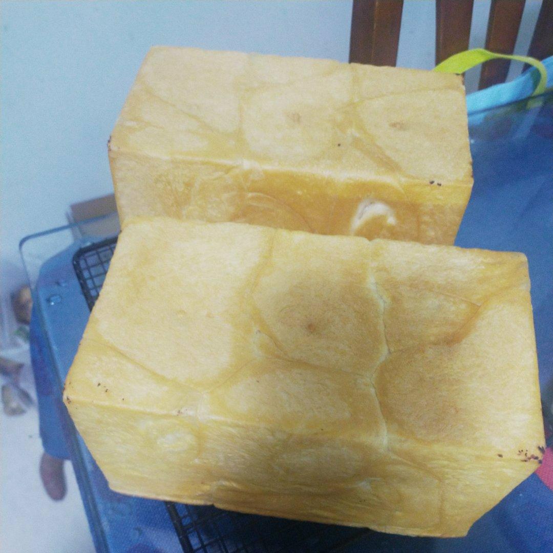 奶油吐司，鲜奶奶油嫩白吐司