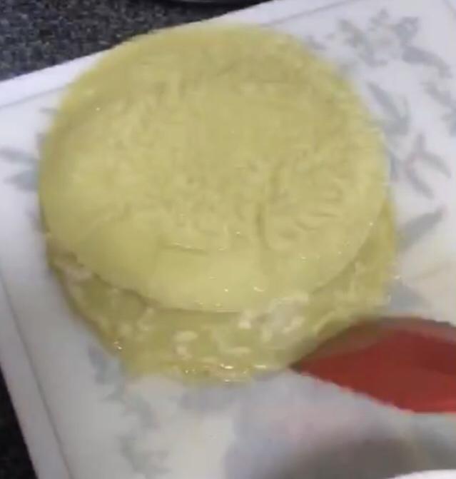 山粉蛋面