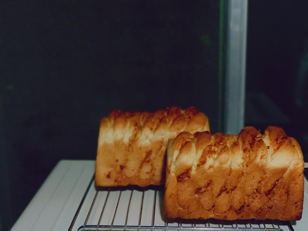 肉松吐司【超多料香爆马苏里拉】