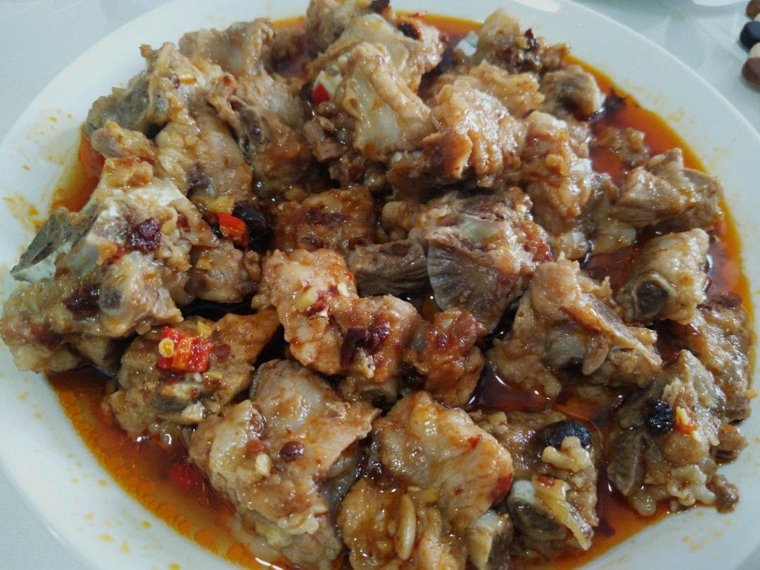 比糖醋排骨还好吃的蒸排骨（豉汁排骨电饭煲版，超级简单快手菜）