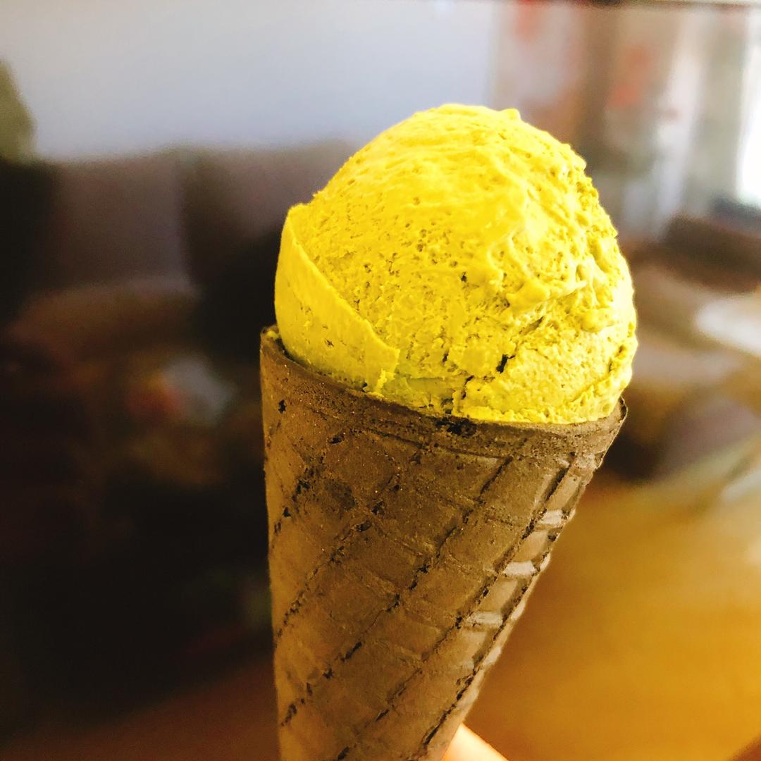 浓醇抹茶冰淇淋