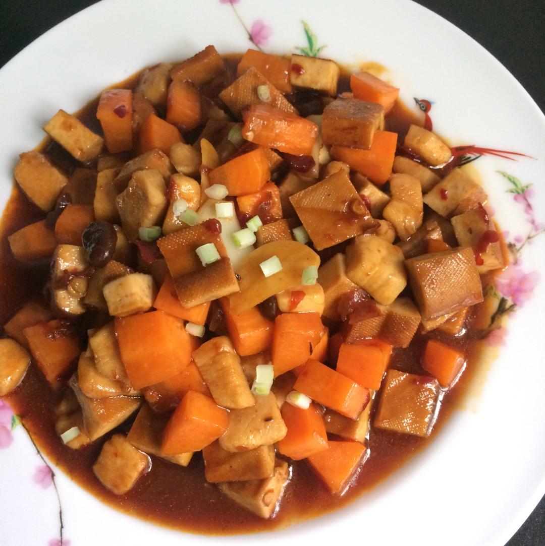 【中餐厅】亮大厨教做宫保鸡丁『多图详解』