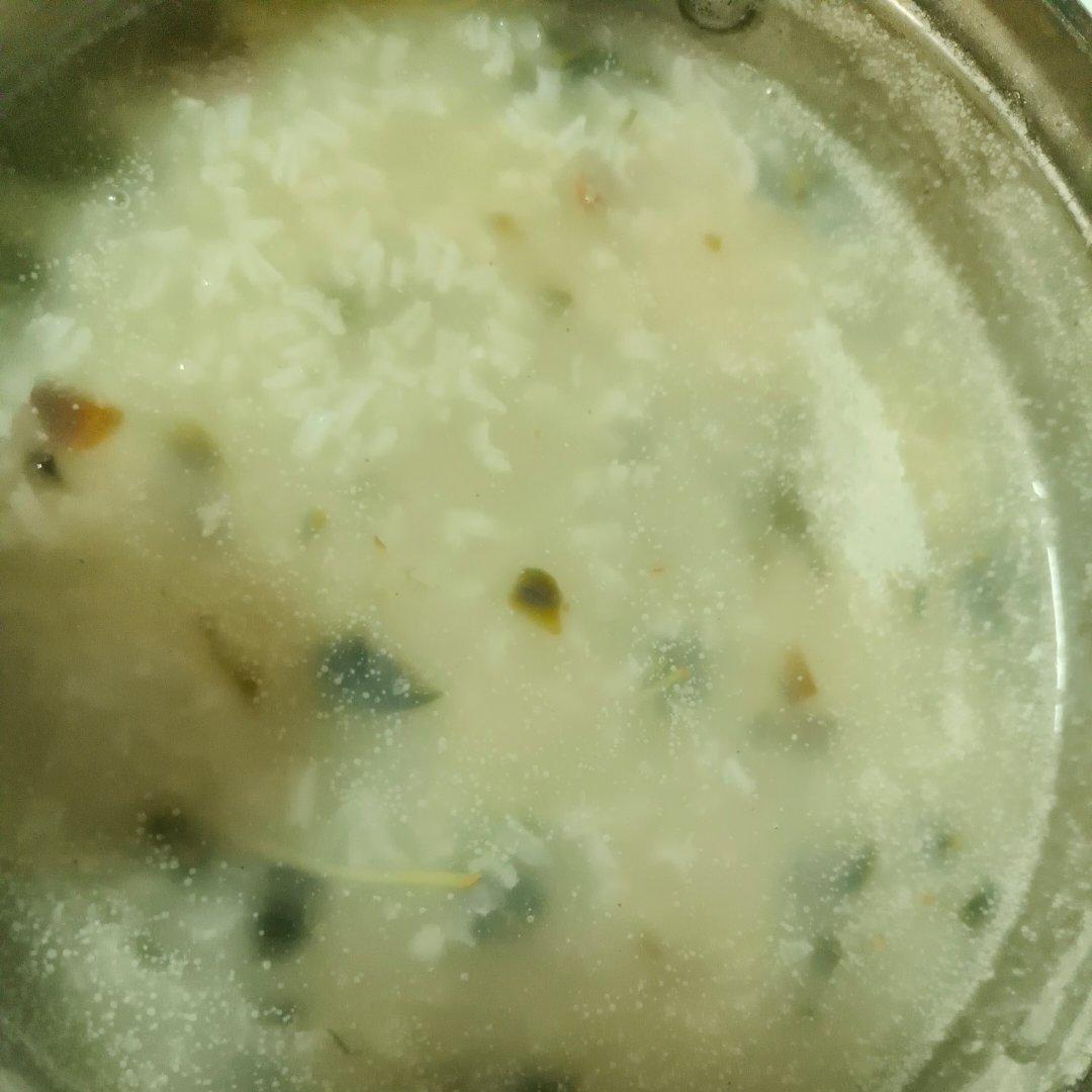 十五分钟快手之香滑皮蛋瘦肉粥(附五分钟电饭煲电压力锅更快捷方法)