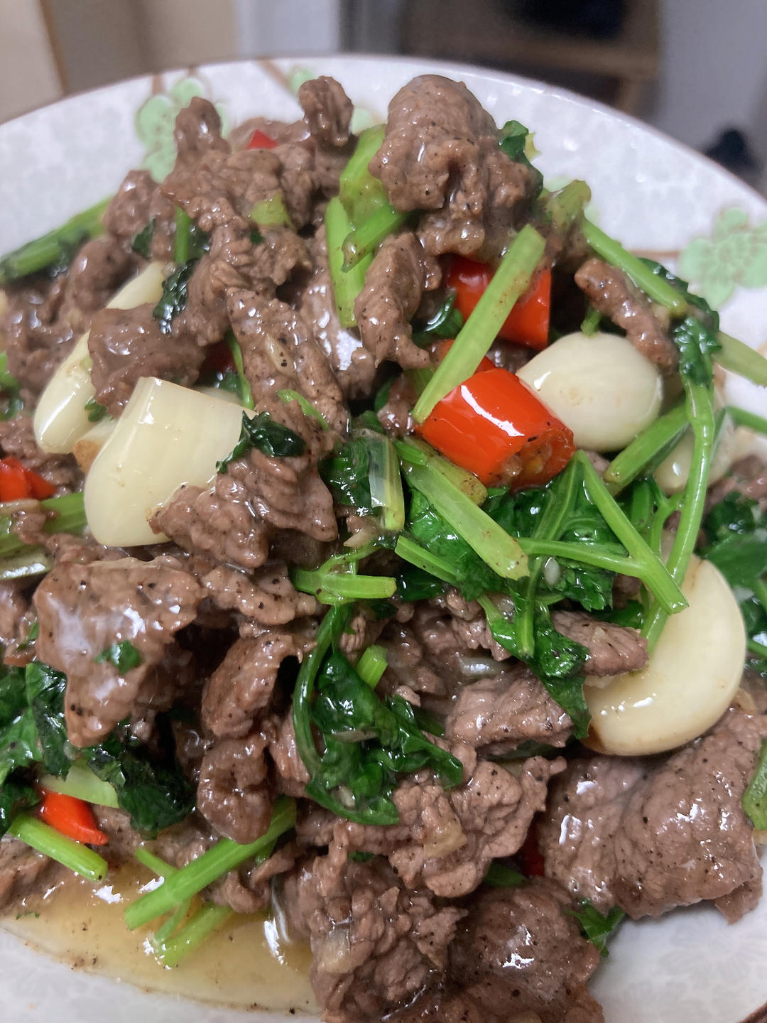 小炒黄牛肉，肉嫩味香！太好吃了简直是米饭杀手！